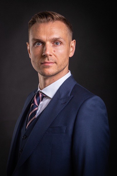 Paweł Gołembiewski, negocjator i autor książek o negocjacjach